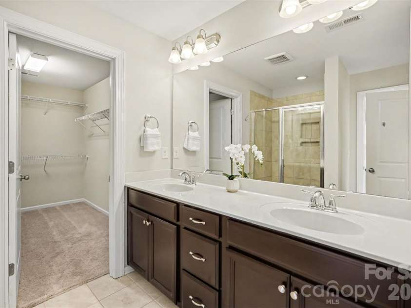 824 Ayrshire Avenue, Fort Mill, SC 29708.  MLS# CAR4396910, YatesRealty ID 39067. 