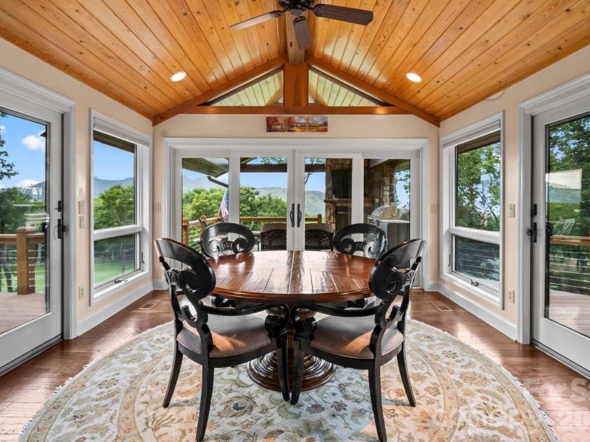 815 Crest Trail, Linville, NC 28646.  MLS# CAR4406068, YatesRealty ID 39068. 