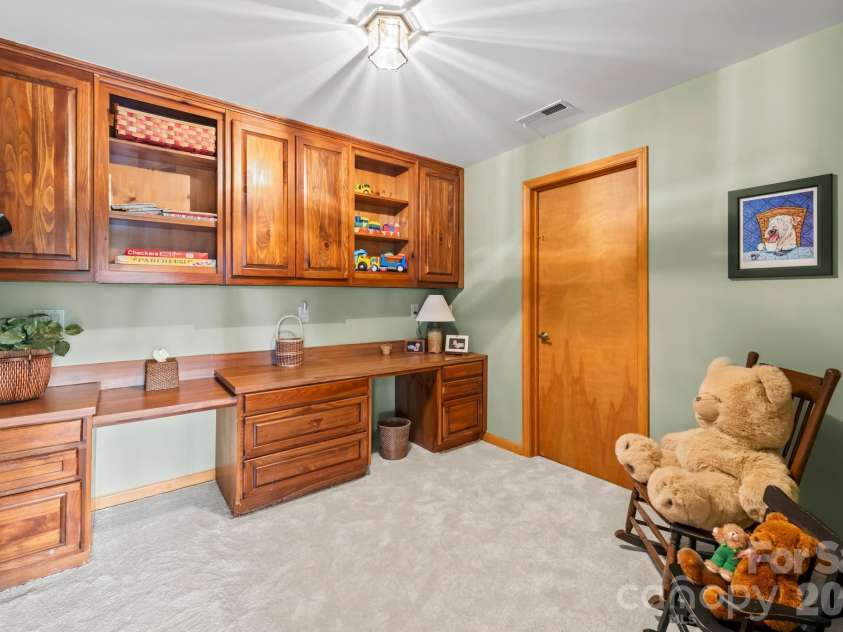 815 Crest Trail, Linville, NC 28646.  MLS# CAR4406068, YatesRealty ID 39068. Lower Level Office