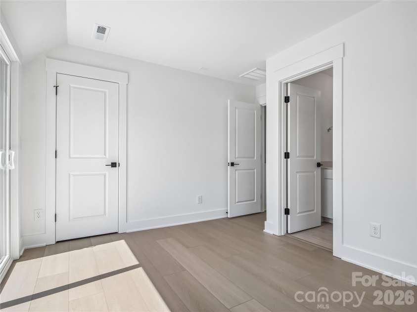 4062 Sophia Drive, Charlotte, NC 28217.  MLS# CAR4368755, YatesRealty ID 39069. Fourth floor guest suite with rooftop access