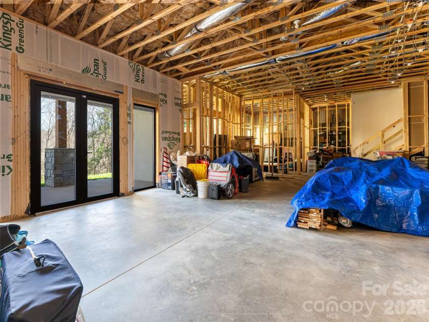 16 Cambridge Drive, Candler, NC 28715.  MLS# CAR4355688, YatesRealty ID 3907. 
