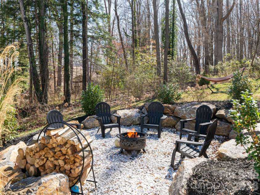 16 Cambridge Drive, Candler, NC 28715.  MLS# CAR4355688, YatesRealty ID 3907. 