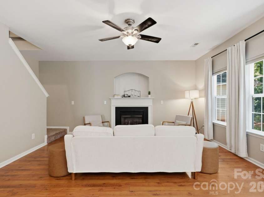 9153 Glenashley Drive, Cornelius, NC 28031.  MLS# CAR4397444, YatesRealty ID 39077. 