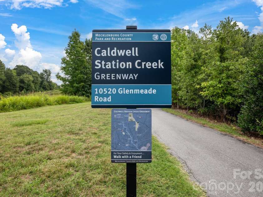 9153 Glenashley Drive, Cornelius, NC 28031.  MLS# CAR4397444, YatesRealty ID 39077. Nearby greenway