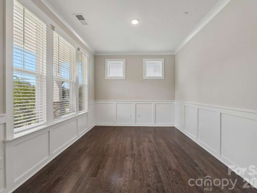 977 Bellegray Lane, Concord, NC 28027.  MLS# CAR4405137, YatesRealty ID 39078. 