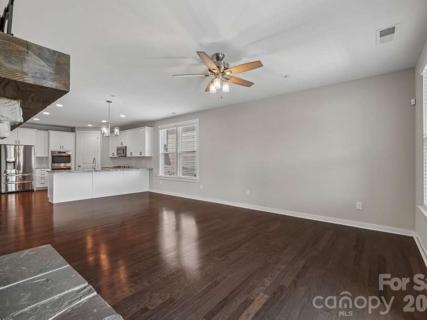 977 Bellegray Lane, Concord, NC 28027.  MLS# CAR4405137, YatesRealty ID 39078. 