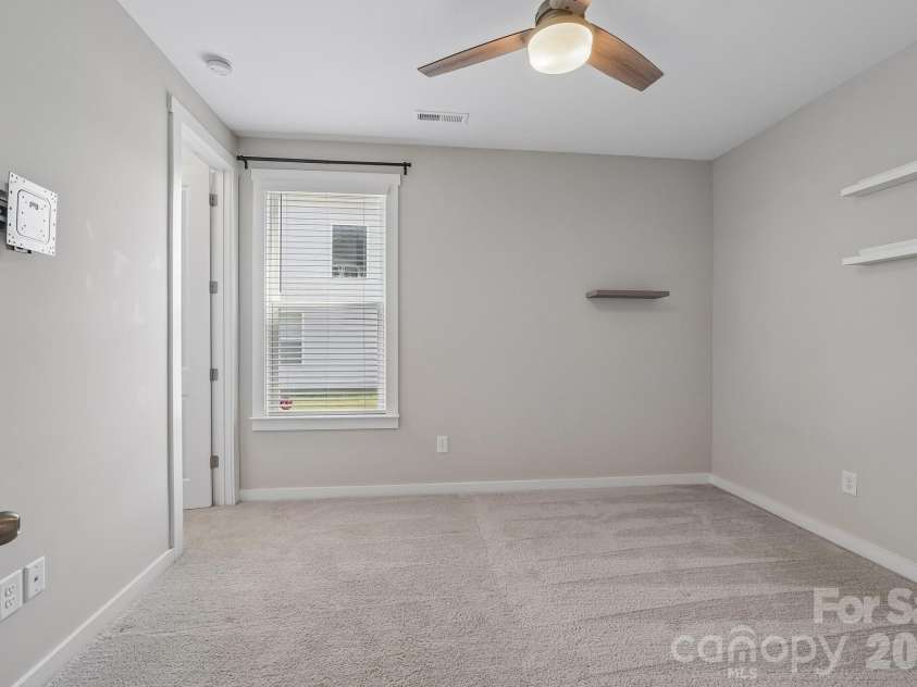 977 Bellegray Lane, Concord, NC 28027.  MLS# CAR4405137, YatesRealty ID 39078. 