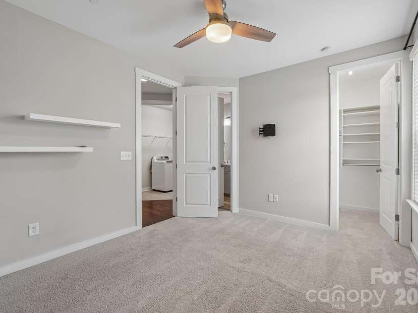 977 Bellegray Lane, Concord, NC 28027.  MLS# CAR4405137, YatesRealty ID 39078. 