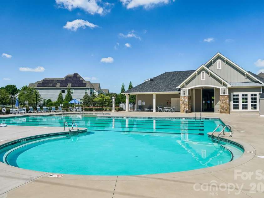 977 Bellegray Lane, Concord, NC 28027.  MLS# CAR4405137, YatesRealty ID 39078. 