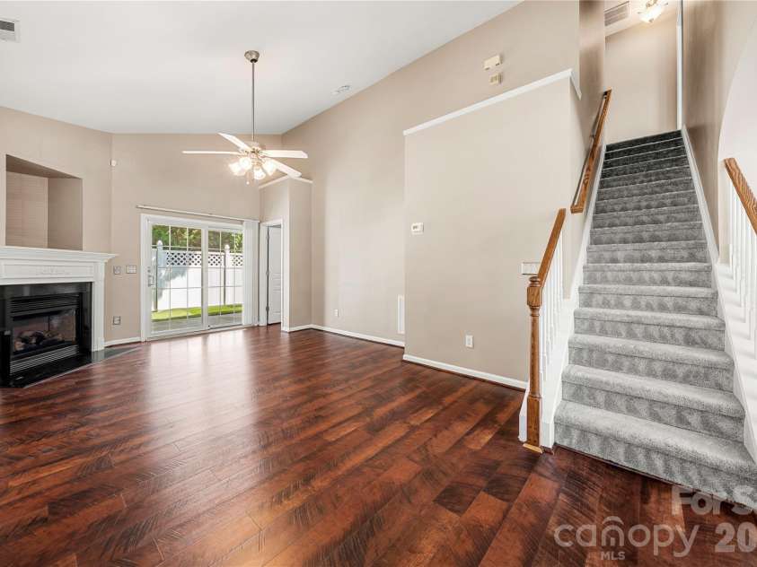 207 Dawn Mist Lane, Fort Mill, SC 29708.  MLS# CAR4402183, YatesRealty ID 39079. 