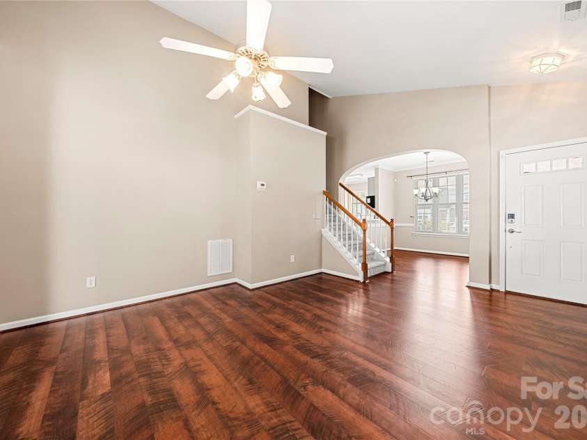 207 Dawn Mist Lane, Fort Mill, SC 29708.  MLS# CAR4402183, YatesRealty ID 39079. 