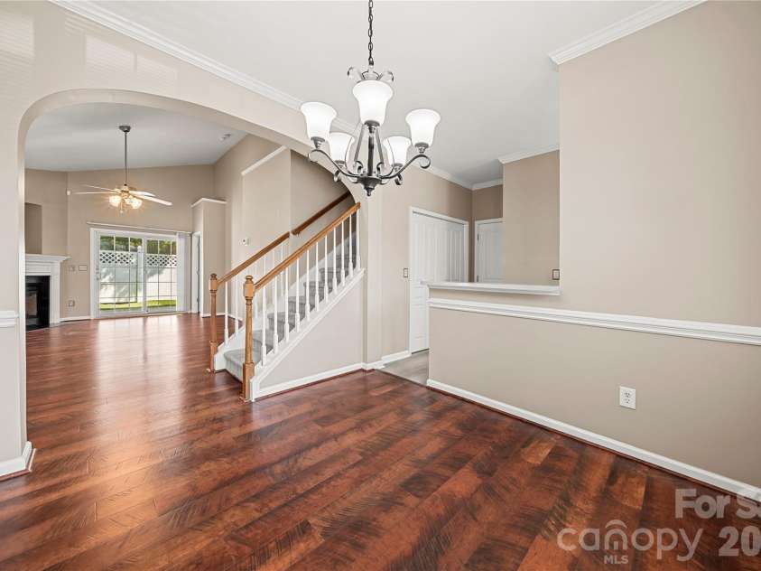 207 Dawn Mist Lane, Fort Mill, SC 29708.  MLS# CAR4402183, YatesRealty ID 39079. 