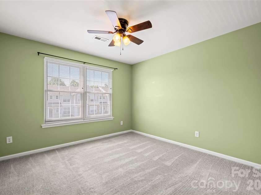 207 Dawn Mist Lane, Fort Mill, SC 29708.  MLS# CAR4402183, YatesRealty ID 39079. 
