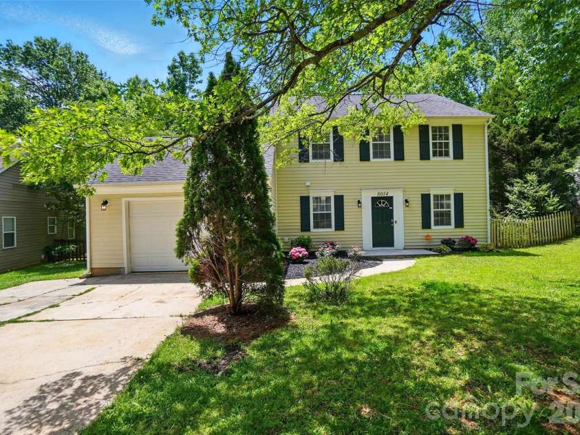 8014 Sherington Way, Charlotte, NC 28227.  MLS# CAR4343661, YatesRealty ID 3908. 