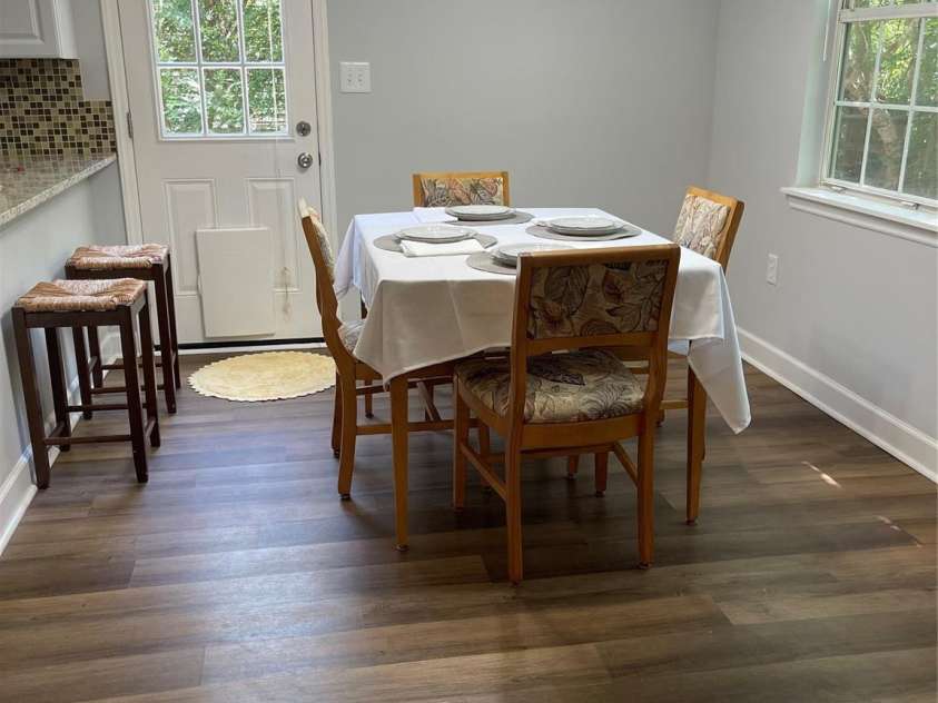 8014 Sherington Way, Charlotte, NC 28227.  MLS# CAR4343661, YatesRealty ID 3908. 