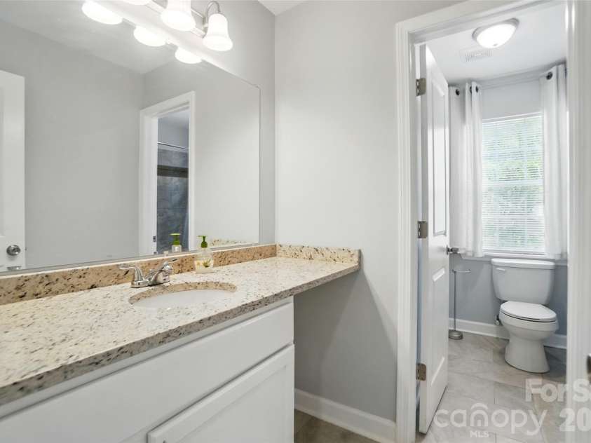 8014 Sherington Way, Charlotte, NC 28227.  MLS# CAR4343661, YatesRealty ID 3908. 