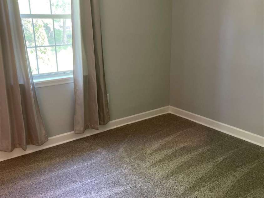 8014 Sherington Way, Charlotte, NC 28227.  MLS# CAR4343661, YatesRealty ID 3908. 