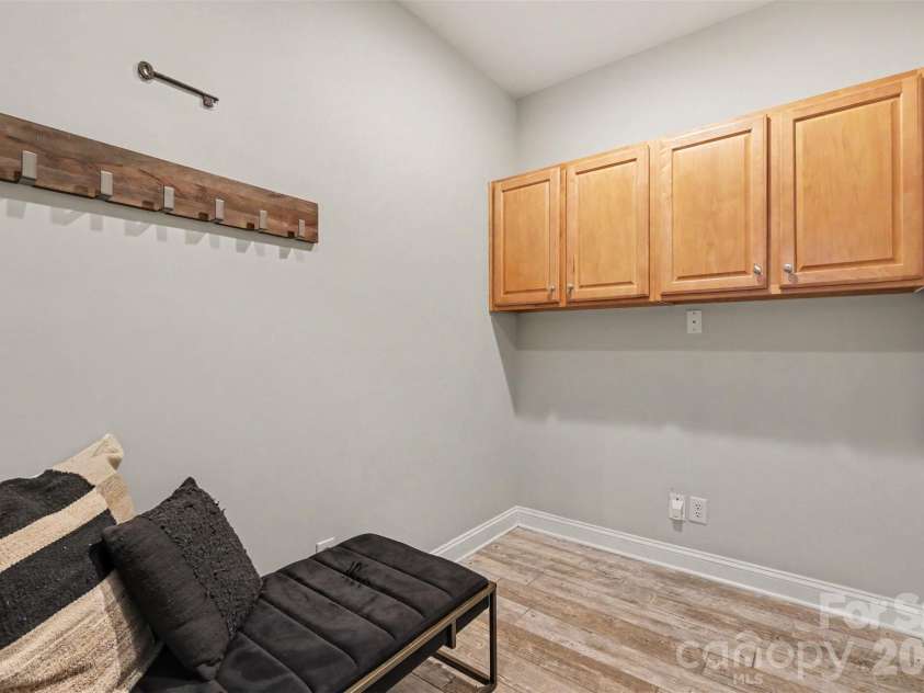8921 Whittingham Drive, Waxhaw, NC 28173.  MLS# CAR4404543, YatesRealty ID 39080. 