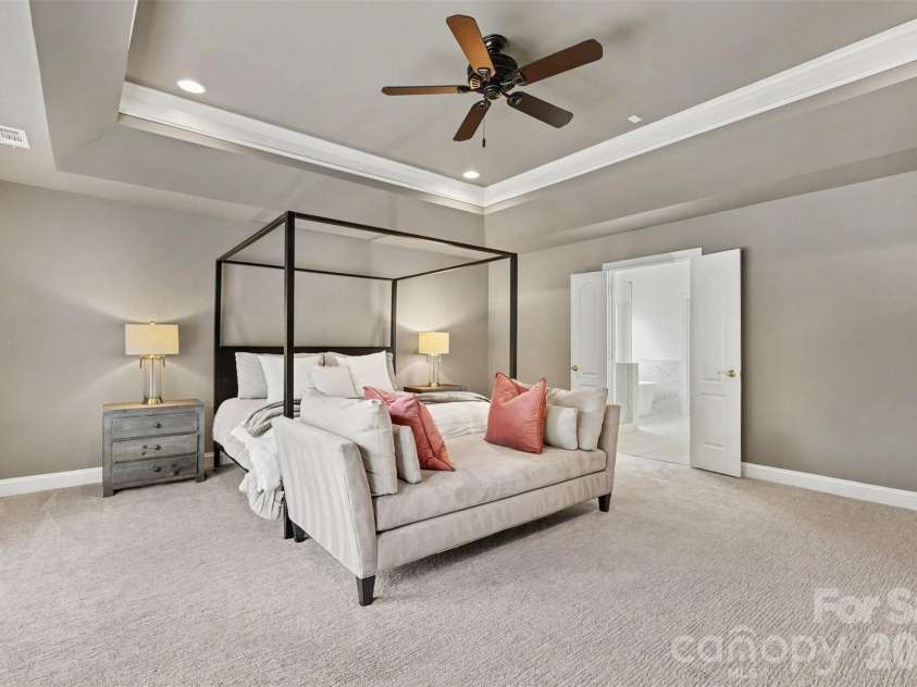 8921 Whittingham Drive, Waxhaw, NC 28173.  MLS# CAR4404543, YatesRealty ID 39080. 