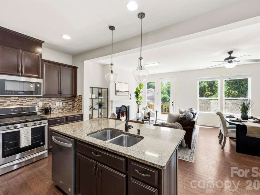 1044 Archibald Avenue, Fort Mill, SC 29708.  MLS# CAR4399025, YatesRealty ID 39082. 