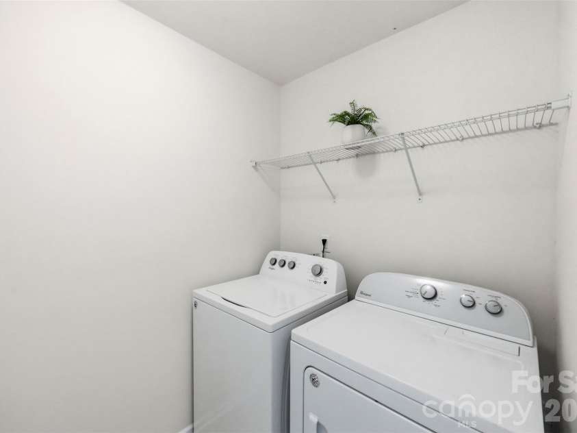 1044 Archibald Avenue, Fort Mill, SC 29708.  MLS# CAR4399025, YatesRealty ID 39082. Laundry room