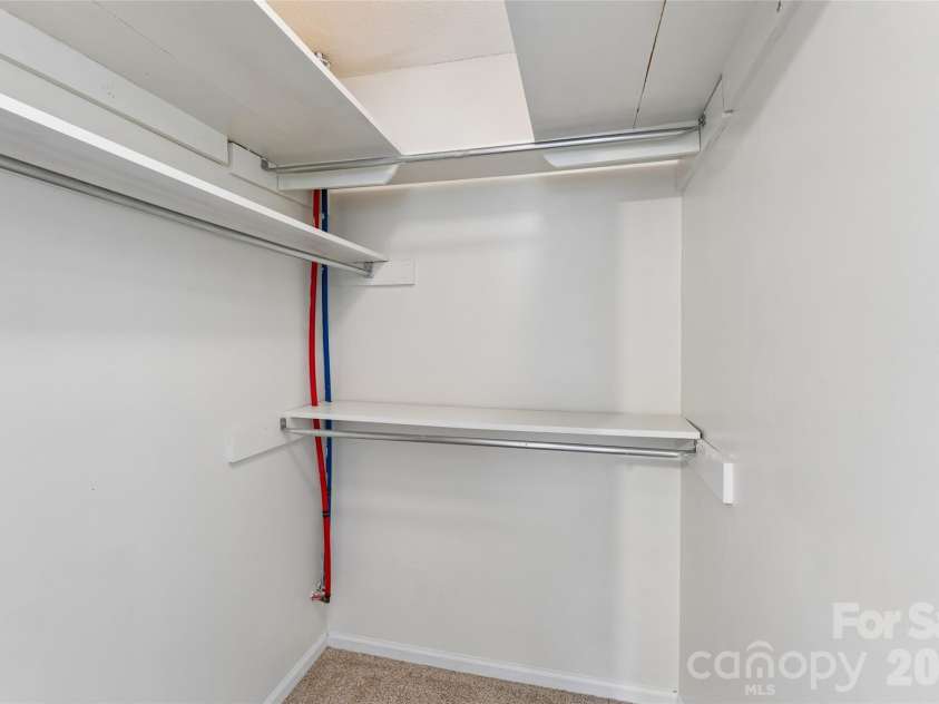 901 Kennedy Street, Monroe, NC 28110.  MLS# CAR4404296, YatesRealty ID 39084. 