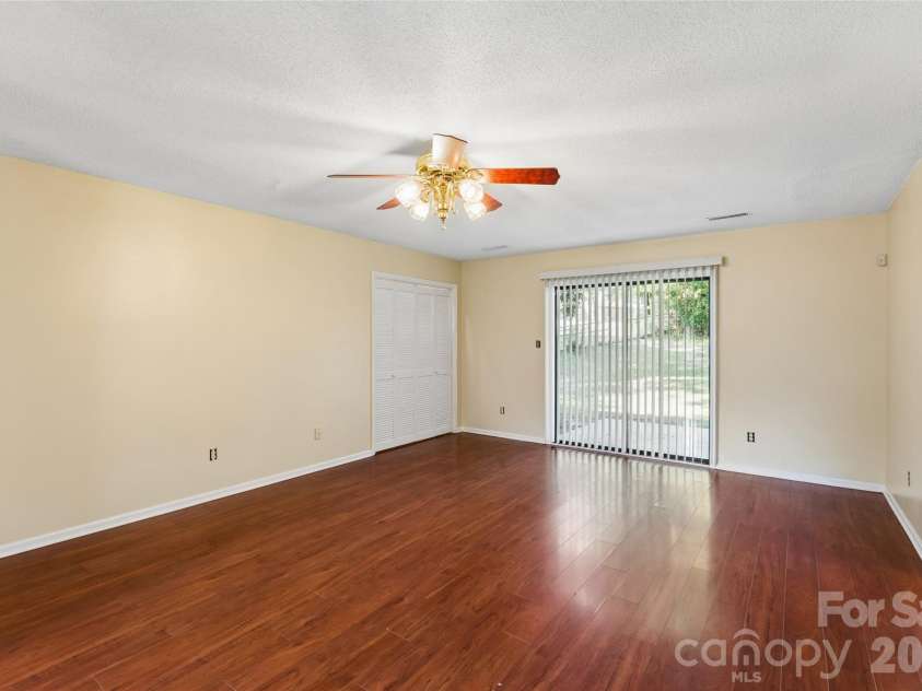 901 Kennedy Street, Monroe, NC 28110.  MLS# CAR4404296, YatesRealty ID 39084. 