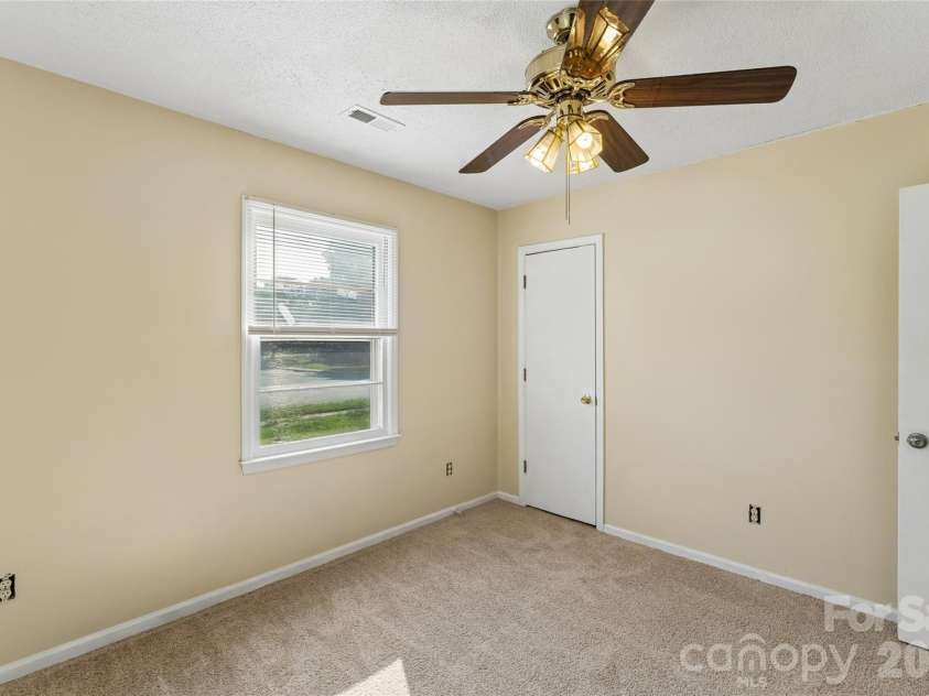 901 Kennedy Street, Monroe, NC 28110.  MLS# CAR4404296, YatesRealty ID 39084. 