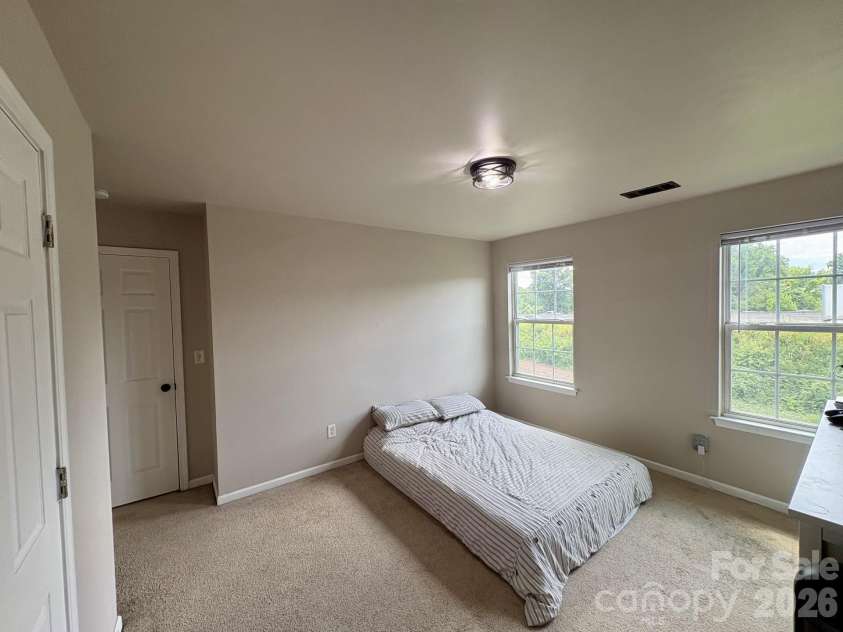 708 Jones Branch Drive, Fort Mill, SC 29715.  MLS# CAR4406297, YatesRealty ID 39087. 