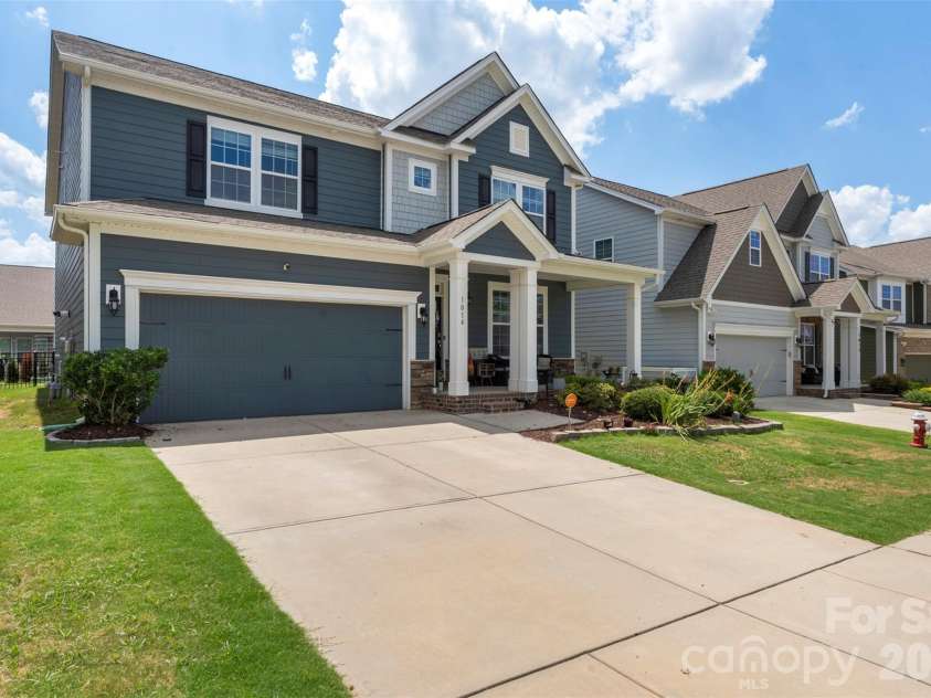 1016 Arbury Way, Waxhaw, NC 28173.  MLS# CAR4393519, YatesRealty ID 39089. 