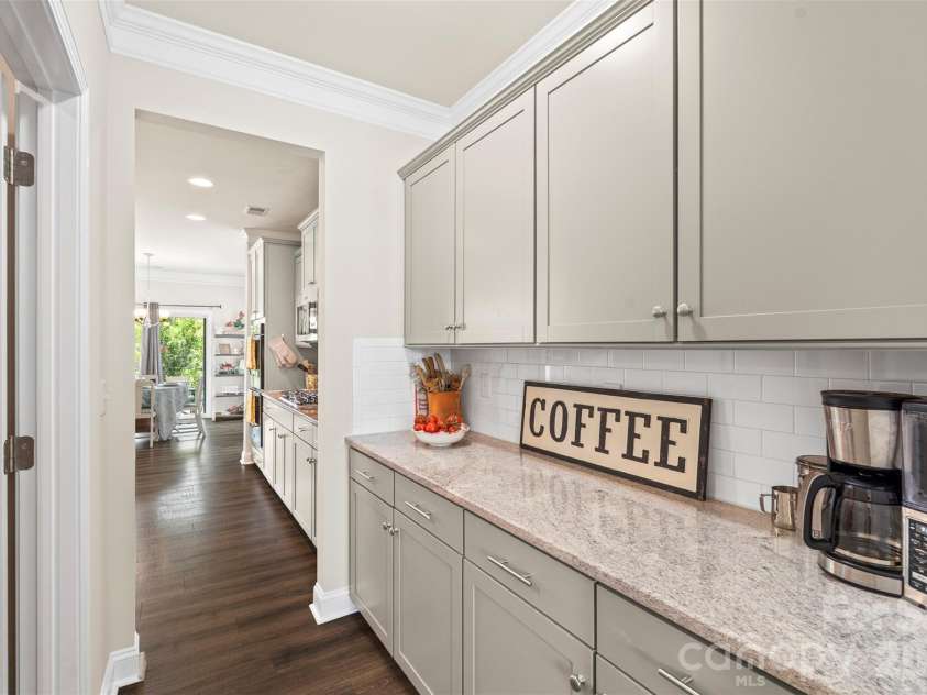 1016 Arbury Way, Waxhaw, NC 28173.  MLS# CAR4393519, YatesRealty ID 39089. 