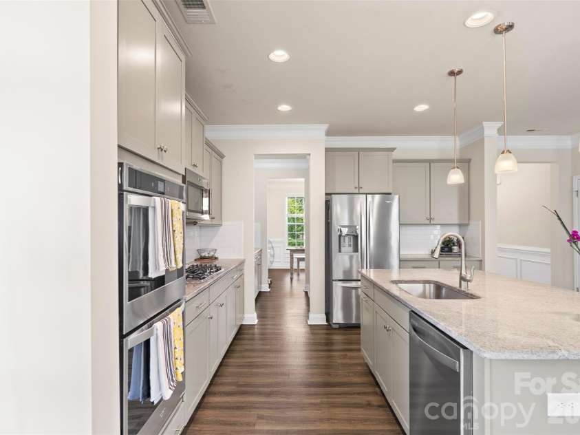 1016 Arbury Way, Waxhaw, NC 28173.  MLS# CAR4393519, YatesRealty ID 39089. 
