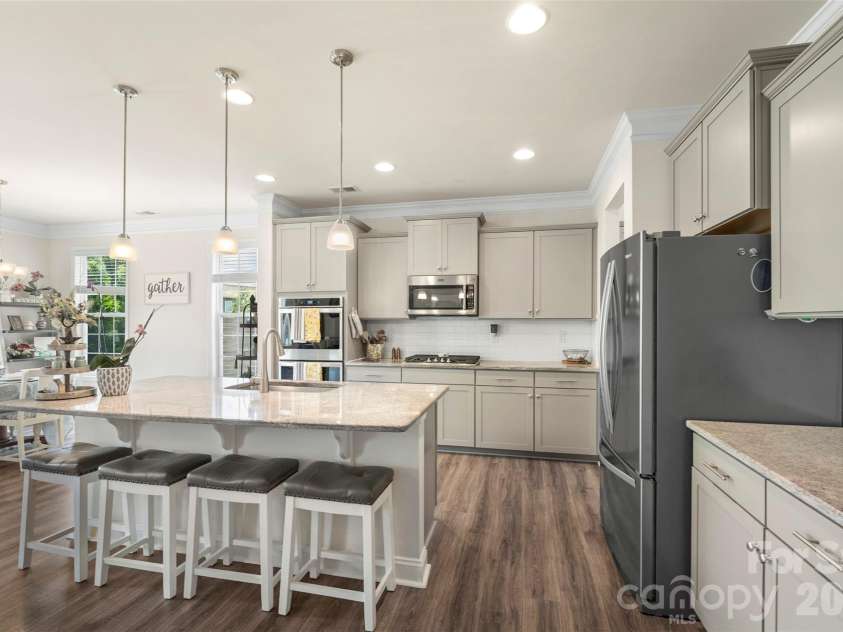 1016 Arbury Way, Waxhaw, NC 28173.  MLS# CAR4393519, YatesRealty ID 39089. 