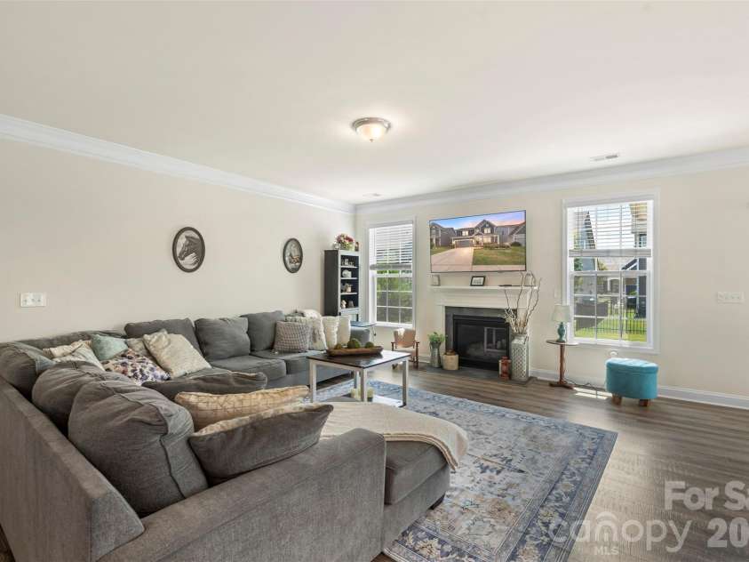 1016 Arbury Way, Waxhaw, NC 28173.  MLS# CAR4393519, YatesRealty ID 39089. 