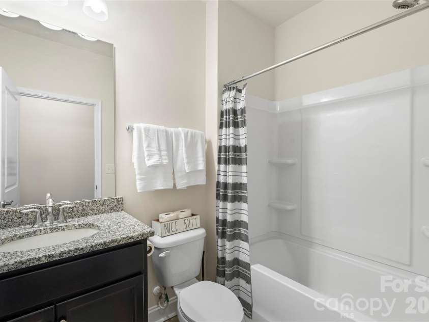 1016 Arbury Way, Waxhaw, NC 28173.  MLS# CAR4393519, YatesRealty ID 39089. 