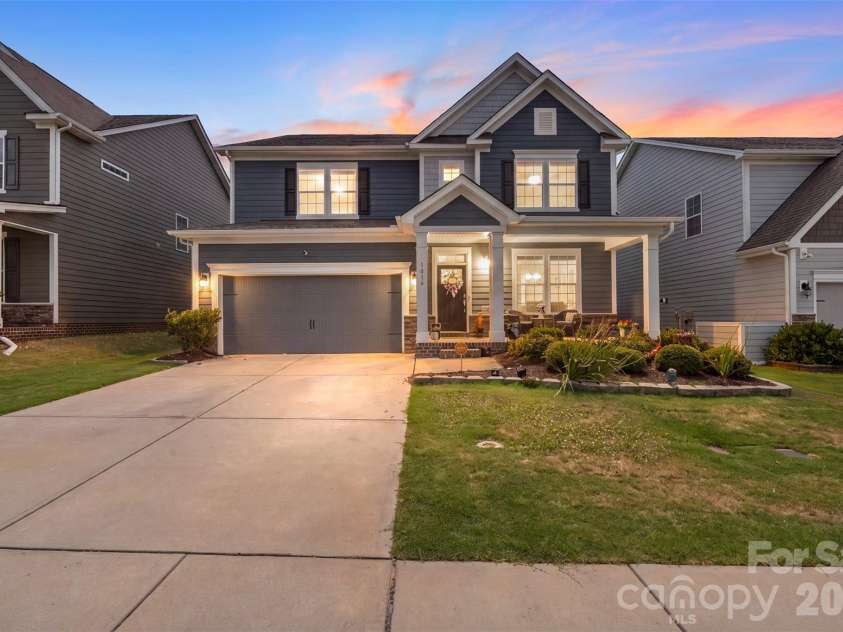 1016 Arbury Way, Waxhaw, NC 28173.  MLS# CAR4393519, YatesRealty ID 39089. This photo is virtually enhanced