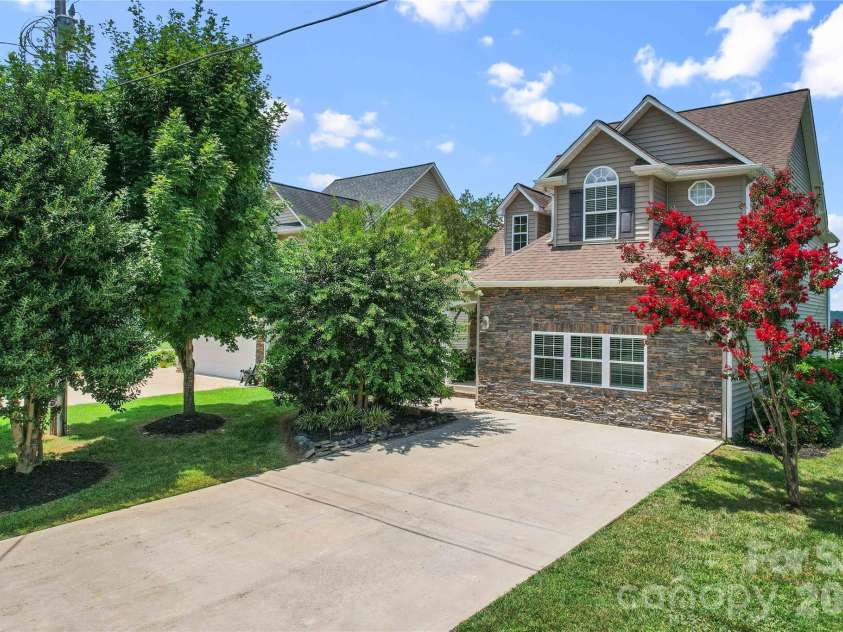 1180 Riverview Road Extension, Lexington, NC 27292.  MLS# CAR4344362, YatesRealty ID 3909. 