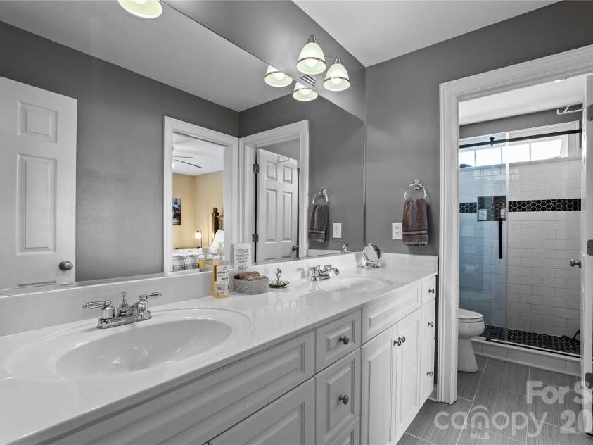 1180 Riverview Road Extension, Lexington, NC 27292.  MLS# CAR4344362, YatesRealty ID 3909. 