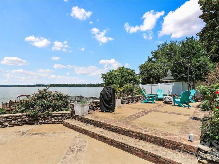 1180 Riverview Road Extension, Lexington, NC 27292.  MLS# CAR4344362, YatesRealty ID 3909. 