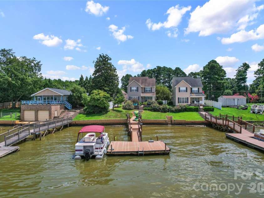 1180 Riverview Road Extension, Lexington, NC 27292.  MLS# CAR4344362, YatesRealty ID 3909. 