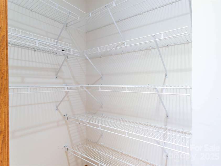 183 Wildwood Way, Lake Toxaway, NC 28747.  MLS# CAR4203789, YatesRealty ID 3909. 