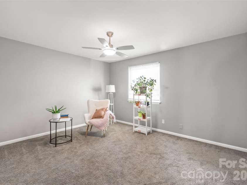 9156 Black Heath Circle, Charlotte, NC 28214.  MLS# CAR4404885, YatesRealty ID 39090. 
