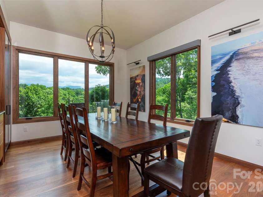 158 Riverbend Forest Drive, Asheville, NC 28805.  MLS# CAR4399646, YatesRealty ID 39092. Full size dining room