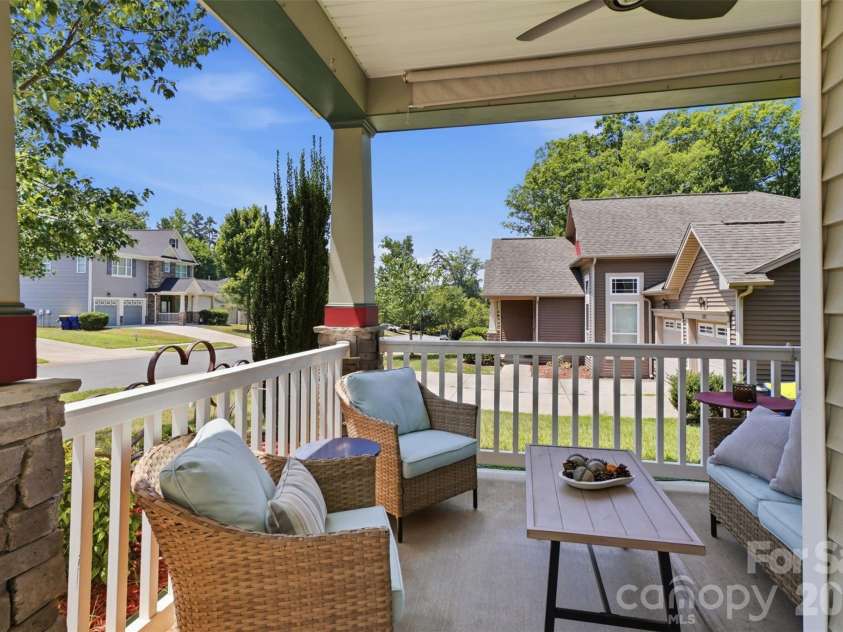 1188 Mckee Farm Lane, Belmont, NC 28012.  MLS# CAR4403447, YatesRealty ID 39093. 