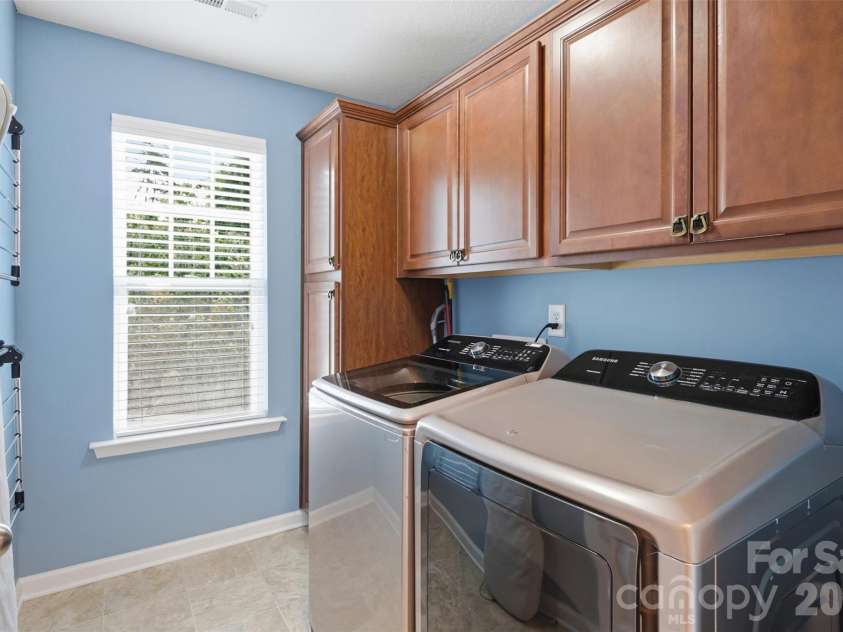 1188 Mckee Farm Lane, Belmont, NC 28012.  MLS# CAR4403447, YatesRealty ID 39093. 