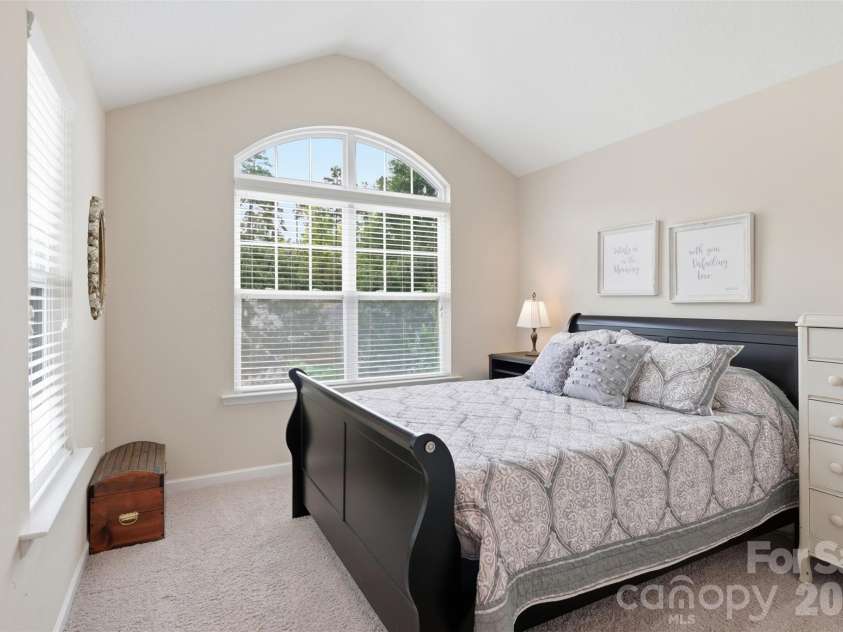 1188 Mckee Farm Lane, Belmont, NC 28012.  MLS# CAR4403447, YatesRealty ID 39093. 