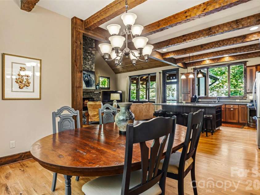 136 Merrills Ridge Road, Asheville, NC 28803.  MLS# CAR4400955, YatesRealty ID 39094. 