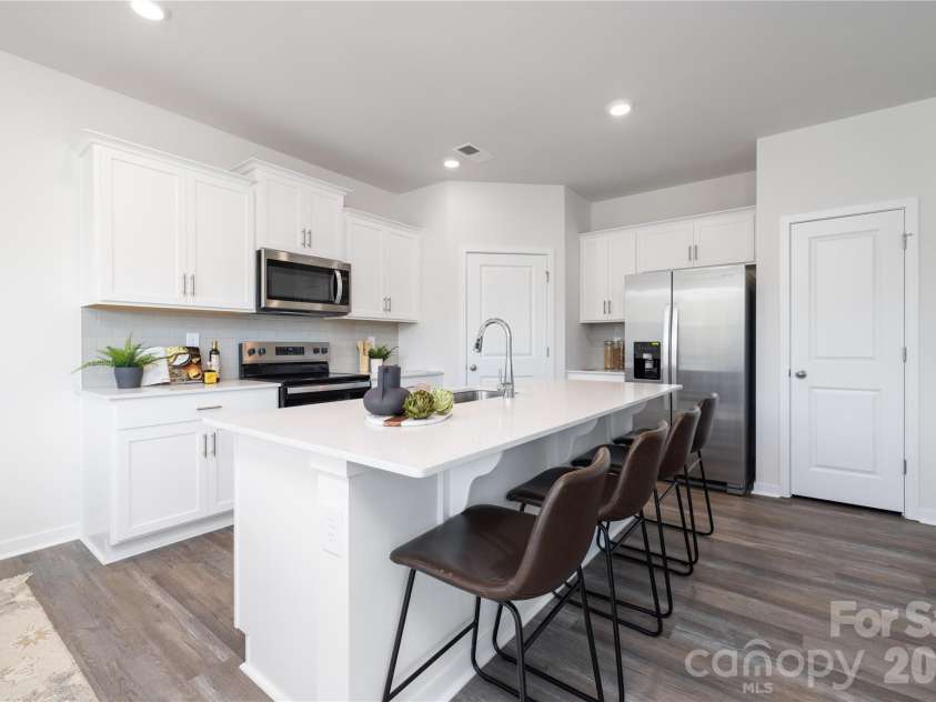 444 Brinkley Drive, Kings Mountain, NC 28086.  MLS# CAR4395413, YatesRealty ID 39095. 