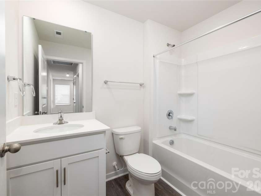 444 Brinkley Drive, Kings Mountain, NC 28086.  MLS# CAR4395413, YatesRealty ID 39095. 