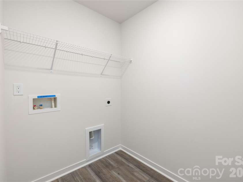 444 Brinkley Drive, Kings Mountain, NC 28086.  MLS# CAR4395413, YatesRealty ID 39095. 